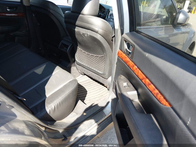 2011 Subaru Outback 2.5i Limited მანქანა იყიდება აუქციონზე, vin: 4S4BRBKC6B3363742, აუქციონის ნომერი: 45958306