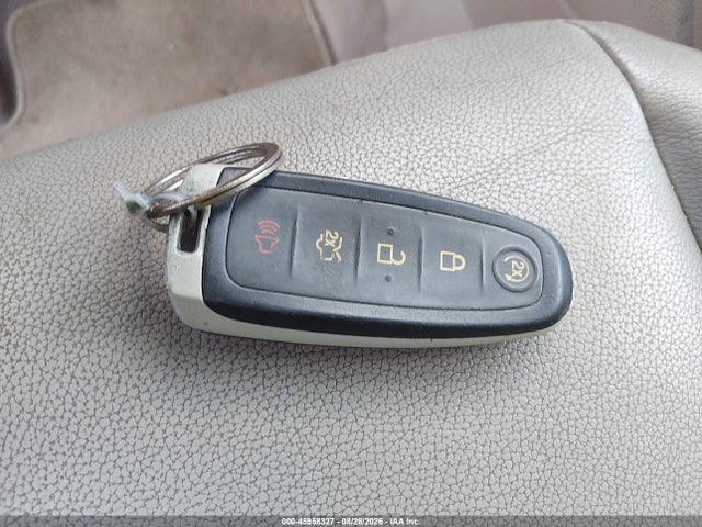 45958327 :رقم المزاد ، 1FMCU0JX0EUA50308 vin ، 2014 Ford Escape Titanium مزاد بيع