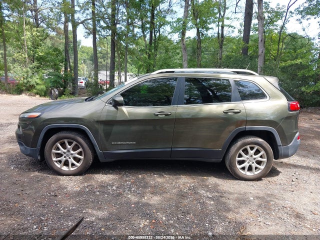 Продажа на аукционе авто 2016 Jeep Cherokee Latitude, vin: 1C4PJLCB4GW125892, номер лота: 45958332