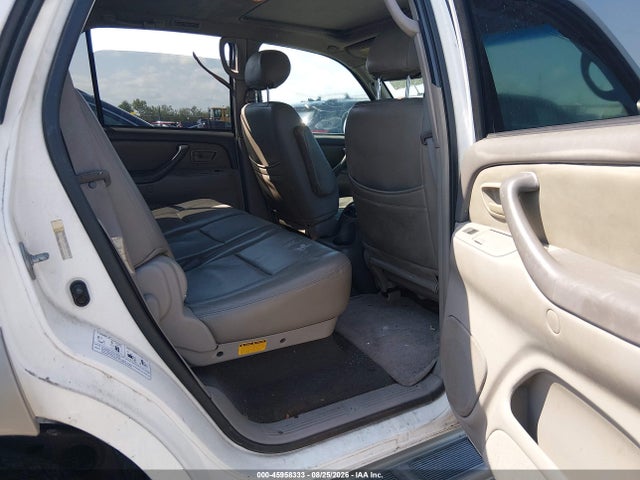 2003 Toyota Sequoia Sr5 V8 მანქანა იყიდება აუქციონზე, vin: 5TDZT34A83S156081, აუქციონის ნომერი: 45958333