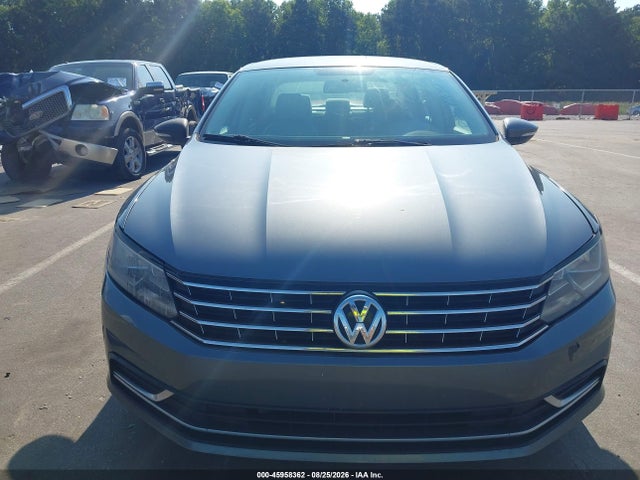 Продажа на аукционе авто 2016 Volkswagen Passat 1.8t S, vin: 1VWAS7A37GC047788, номер лота: 45958362