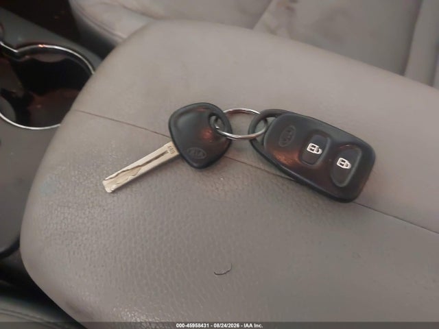 45958431 :رقم المزاد ، 5XYKTDA27BG082488 vin ، 2011 Kia Sorento Lx V6 مزاد بيع