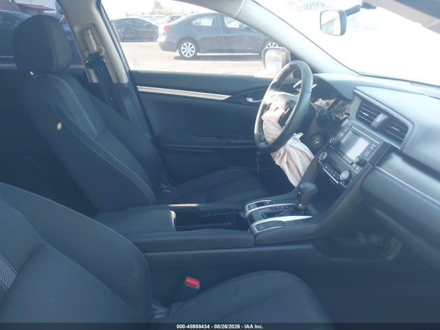 Honda Civic Lx 2018 2HGFC2F59JH547945 Image 5