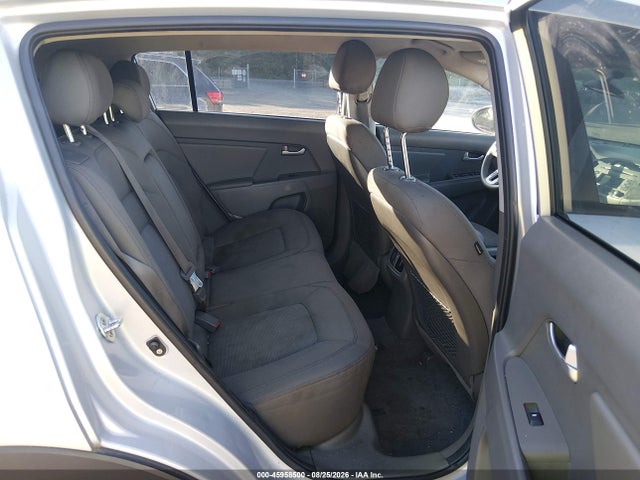 Продажа на аукционе авто 2016 Kia Sportage Lx, vin: KNDPBCAC0G7878581, номер лота: 45958500