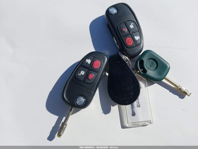 2004 Jaguar Xj Vanden Plas მანქანა იყიდება აუქციონზე, vin: SAJEA74C24SG10478, აუქციონის ნომერი: 45958523