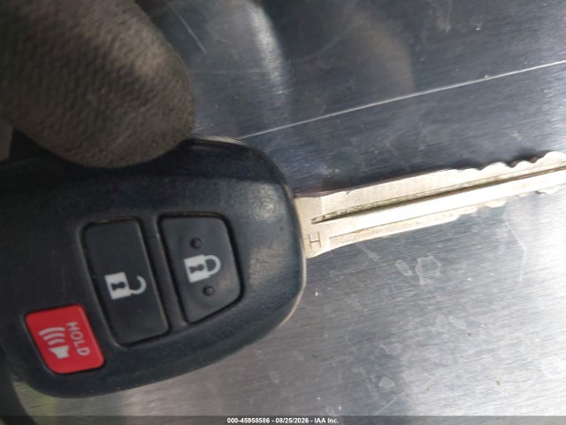 2015 Toyota Prius C Two მანქანა იყიდება აუქციონზე, vin: JTDKDTB31F1579380, აუქციონის ნომერი: 45958586