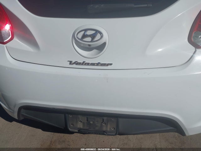 KMHTC6AD6GU260894 Hyundai Veloster