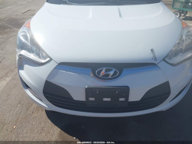 KMHTC6AD6GU260894 Hyundai Veloster