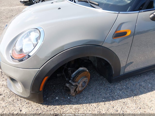 Продаж на аукціоні авто 2016 Mini Hardtop Cooper, vin: WMWXU1C56G2D10197, номер лоту: 45958641