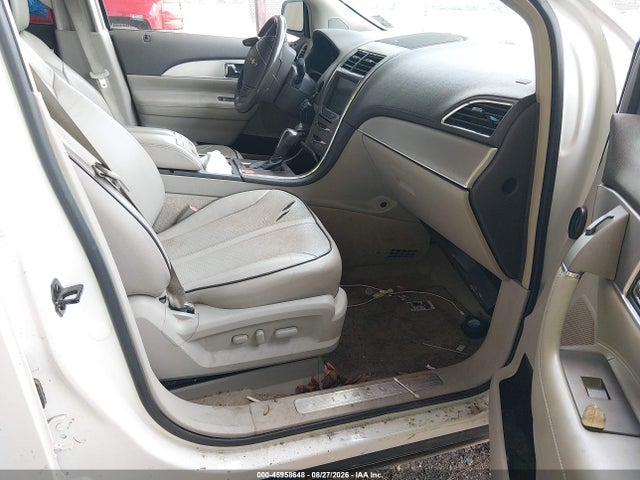45958648 :رقم المزاد ، 2LMDJ6JK5BBJ03496 vin ، 2011 Lincoln Mkx مزاد بيع