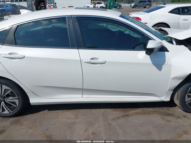 Продажа на аукционе авто 2017 Honda Civic Ex-t, vin: 19XFC1F37HE006275, номер лота: 45958695