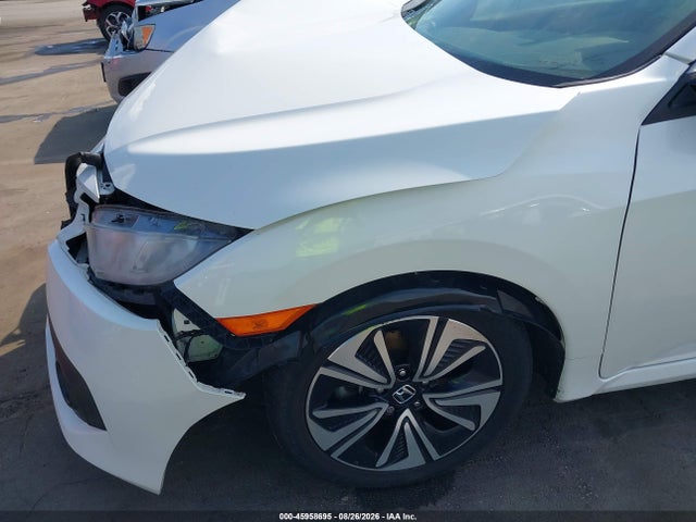 Продажа на аукционе авто 2017 Honda Civic Ex-t, vin: 19XFC1F37HE006275, номер лота: 45958695