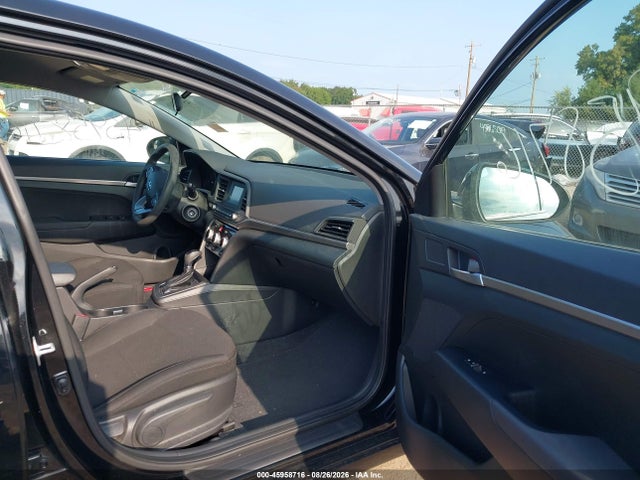 Продажа на аукционе авто 2019 Hyundai Elantra Se, vin: 5NPD74LF5KH445134, номер лота: 45958716