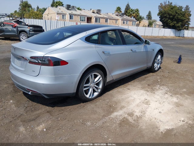 Aukcja sprzedaży 2015 Tesla Model S 60/70/85, vin: 5YJSA1H17FF085423, numer aukcji: 45958739