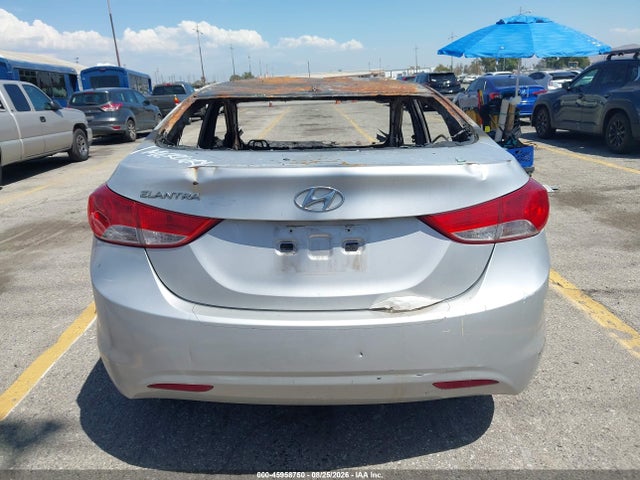 Продаж на аукціоні авто 2013 Hyundai Elantra Gls, vin: KMHDH4AE9DU533504, номер лоту: 45958750