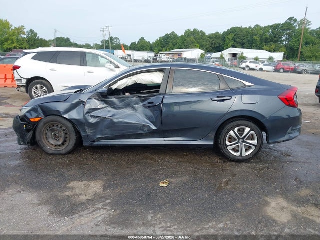 Продажа на аукционе авто 2016 Honda Civic Lx, vin: 19XFC2F52GE006299, номер лота: 45958754