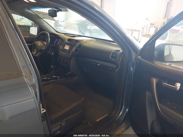 Продажа на аукционе авто 2014 Kia Sorento Lx, vin: 5XYKT4A69EG461094, номер лота: 45958755