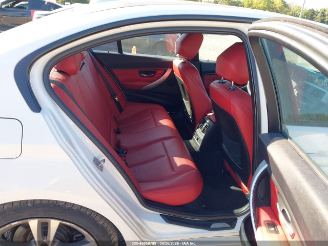 2013 Bmw 328i მანქანა იყიდება აუქციონზე, vin: WBA3A5C56DJ460680, აუქციონის ნომერი: 45958799