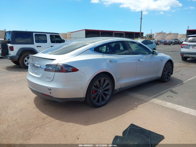 Tesla Model S 70d/85d/p85d 2015 5YJSA1H27FFP79649 Image 4
