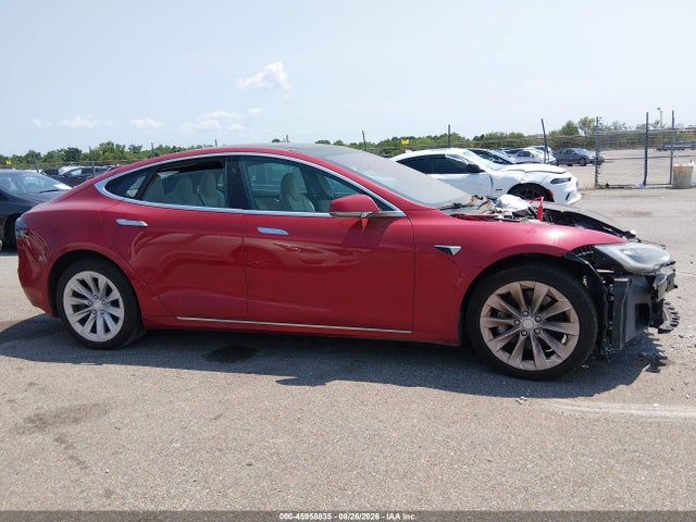 Tesla Model S 100d/60d/75d/90d/p100d 2017 5YJSA1E2XHF215372 Image 15