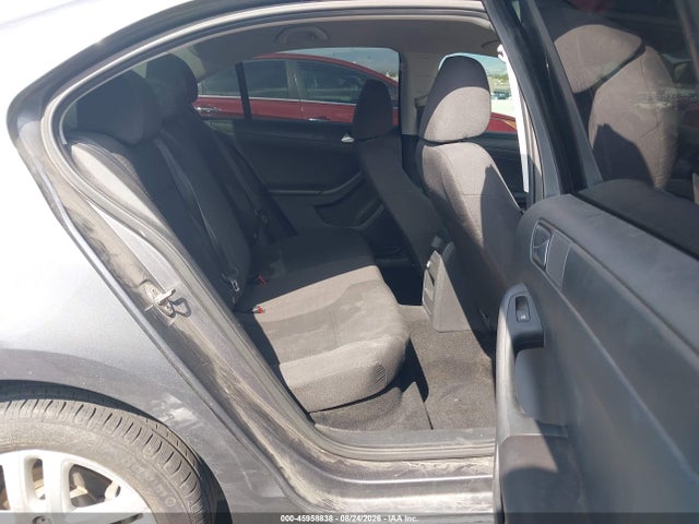 3VW2K7AJ9FM249984 Volkswagen Jetta 2.0l S
