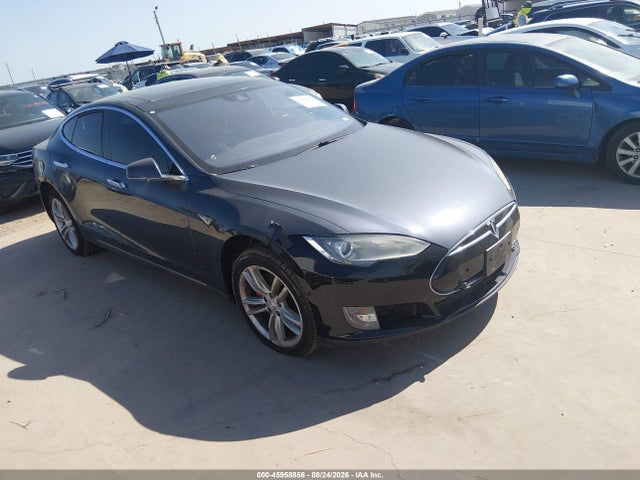 45958856 :رقم المزاد ، 5YJSA1H24FFP76210 vin ، 2015 Tesla Model S 70d/85d/p85d مزاد بيع