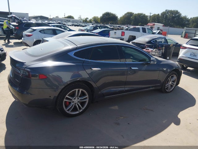 Продаж на аукціоні авто 2015 Tesla Model S 70d/85d/p85d, vin: 5YJSA1H24FFP76210, номер лоту: 45958856