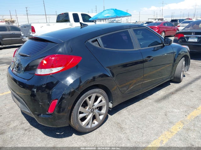 KMHTC6AD8HU309112 Hyundai Veloster