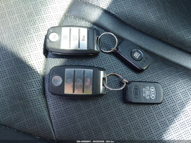 45958861 :رقم المزاد ، 5XXGU4L32JG202676 vin ، 2018 Kia Optima Ex مزاد بيع