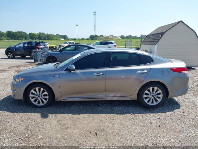 45958861 :رقم المزاد ، 5XXGU4L32JG202676 vin ، 2018 Kia Optima Ex مزاد بيع
