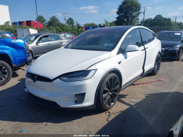 2018 Tesla Model X მანქანა იყიდება აუქციონზე, vin: 5YJXCBE21JF085848, აუქციონის ნომერი: 45958865