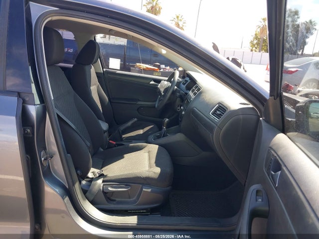 2013 Volkswagen Jetta 2.0l S მანქანა იყიდება აუქციონზე, vin: 3VW1K7AJXDM287958, აუქციონის ნომერი: 45958881
