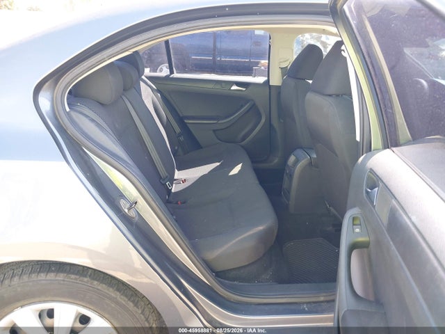 2013 Volkswagen Jetta 2.0l S მანქანა იყიდება აუქციონზე, vin: 3VW1K7AJXDM287958, აუქციონის ნომერი: 45958881