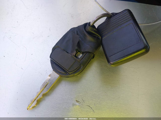 45958884 :رقم المزاد ، 1ZVBP8AN9A5129546 vin ، 2010 Ford Mustang V6/v6 Premium مزاد بيع