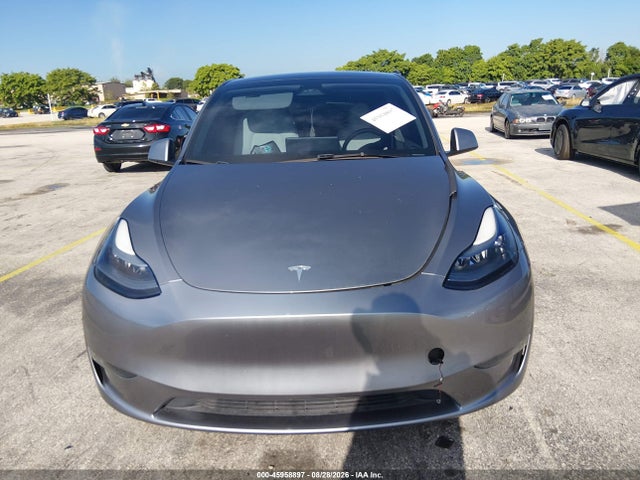 Продаж на аукціоні авто 2025 Tesla Model Y Long Range Dual Motor All-wheel Drive, vin: 7SAYGDEE5SA361304, номер лоту: 45958897