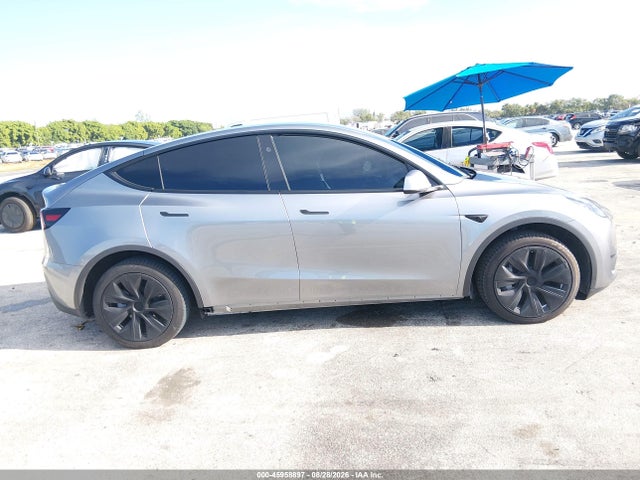 Продаж на аукціоні авто 2025 Tesla Model Y Long Range Dual Motor All-wheel Drive, vin: 7SAYGDEE5SA361304, номер лоту: 45958897