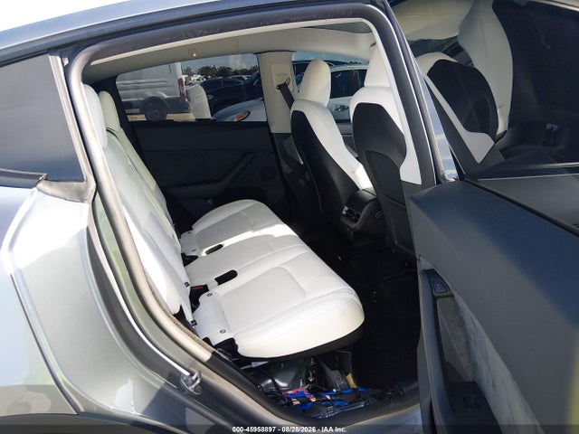 Продаж на аукціоні авто 2025 Tesla Model Y Long Range Dual Motor All-wheel Drive, vin: 7SAYGDEE5SA361304, номер лоту: 45958897