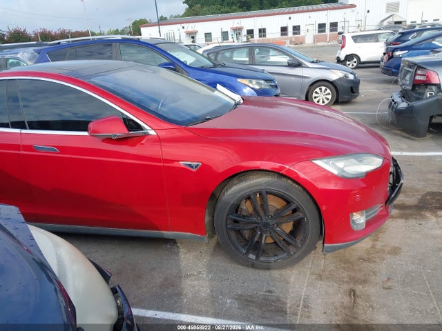 2015 Tesla Model S 70d/85d/p85d მანქანა იყიდება აუქციონზე, vin: 5YJSA1E23FF118222, აუქციონის ნომერი: 45958922