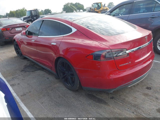 2015 Tesla Model S 70d/85d/p85d მანქანა იყიდება აუქციონზე, vin: 5YJSA1E23FF118222, აუქციონის ნომერი: 45958922