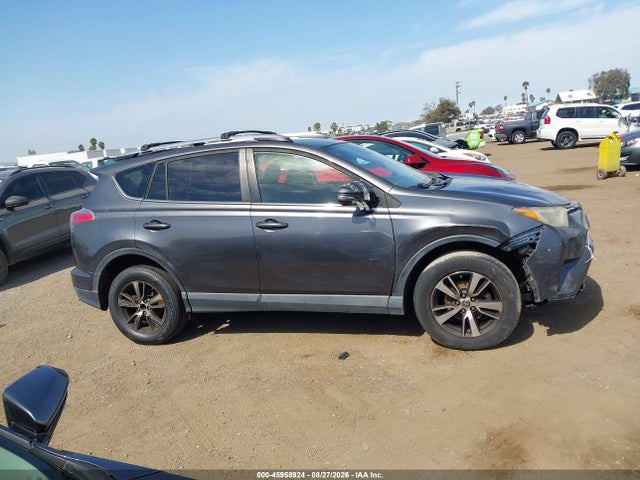 Toyota Rav4 Xle 2017 JTMWFREV4HJ107737 Image 13