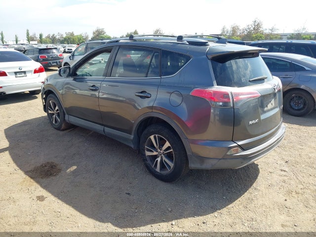 Toyota Rav4 Xle 2017 JTMWFREV4HJ107737 Image 3