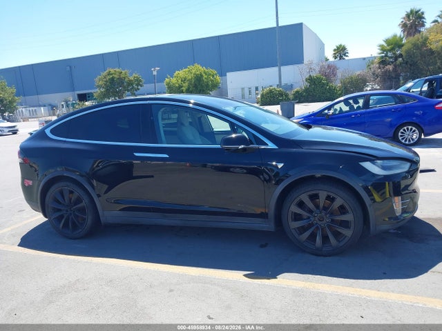 Aukcja sprzedaży 2017 Tesla Model X 100d/75d/90d, vin: 5YJXCBE25HF078461, numer aukcji: 45958934