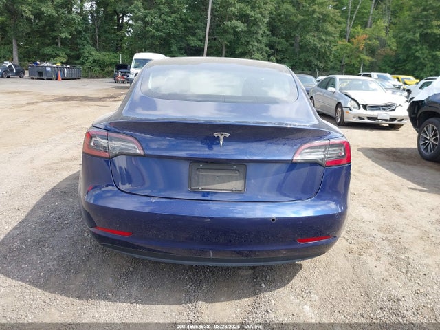 2018 Tesla Model 3 Long Range/mid Range მანქანა იყიდება აუქციონზე, vin: 5YJ3E1EA1JF160218, აუქციონის ნომერი: 45958938