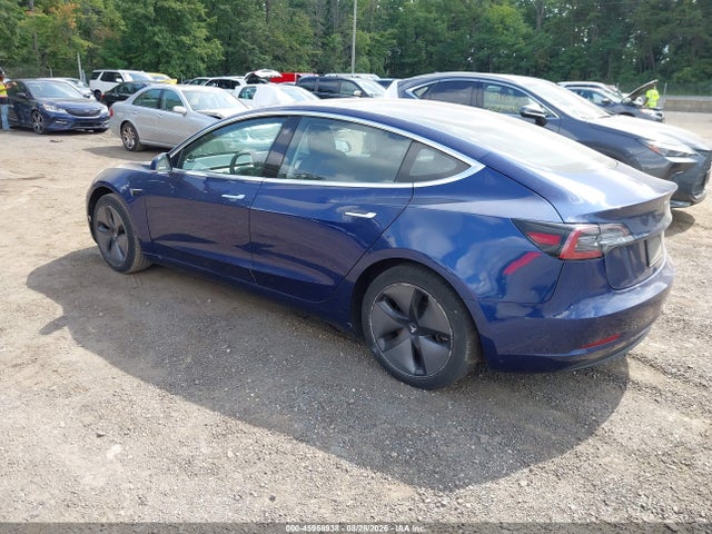 2018 Tesla Model 3 Long Range/mid Range მანქანა იყიდება აუქციონზე, vin: 5YJ3E1EA1JF160218, აუქციონის ნომერი: 45958938