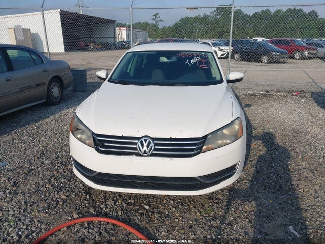 45958941 :رقم المزاد ، 1VWAS7A33FC071729 vin ، 2015 Volkswagen Passat 1.8t S مزاد بيع