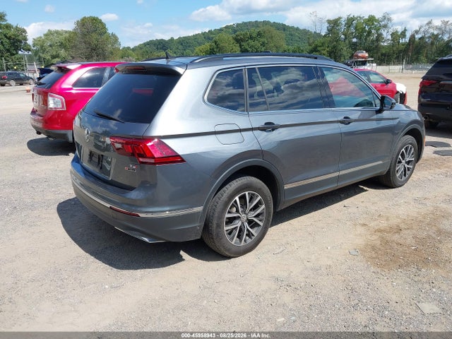 2018 Volkswagen Tiguan 2.0t Se/2.0t Sel მანქანა იყიდება აუქციონზე, vin: 3VV2B7AX2JM200708, აუქციონის ნომერი: 45958943