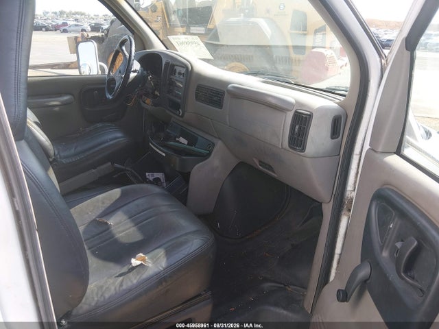 45958961 :رقم المزاد ، 1GBJG31R3T1042440 vin ، 1996 Chevrolet G30 مزاد بيع