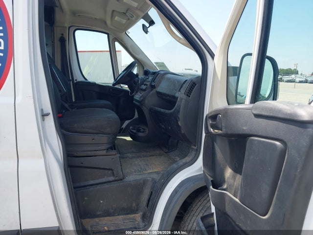 2017 Ram Promaster 1500 Low Roof 136 Wb მანქანა იყიდება აუქციონზე, vin: 3C6TRVAG9HE552523, აუქციონის ნომერი: 45959026