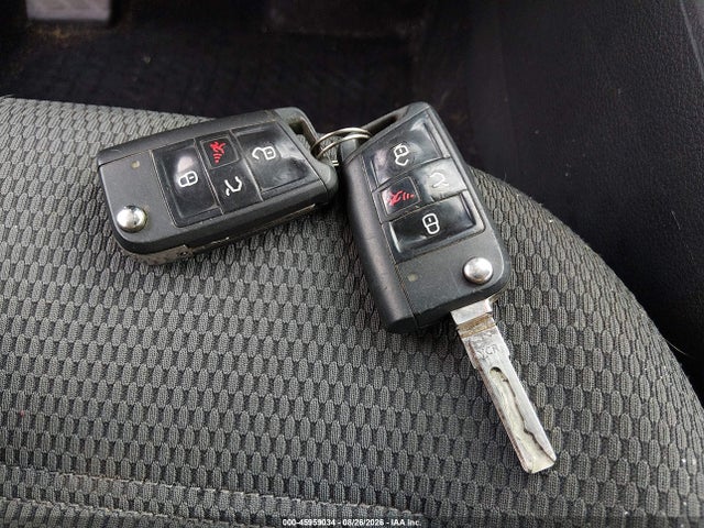 45959034 :رقم المزاد ، 3VWC17AU8GM523811 vin ، 2016 Volkswagen Golf Sportwagen Tsi S 4-door مزاد بيع