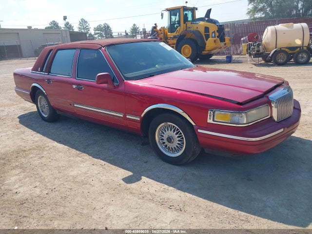 Aukcja sprzedaży 1995 Lincoln Town Car Signature/spinnaker, vin: 1LNLM82W7SY766714, numer aukcji: 45959035